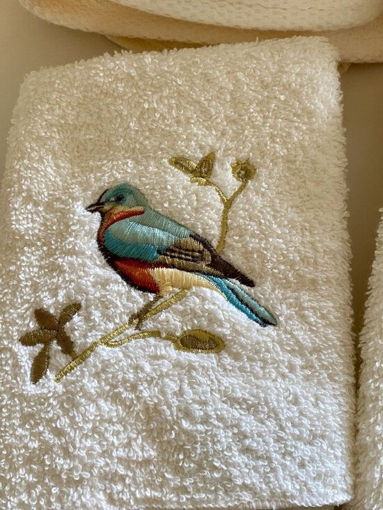 Avanti Gilded Birds Embroidered Towels Set Cotton Bath Hand Towels & Washcloth - Picture 3 of 9